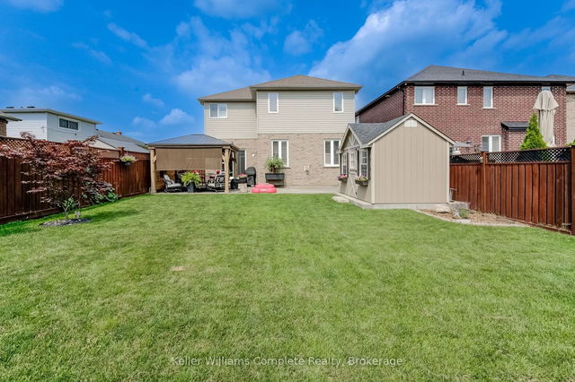 18 Mentino Crescent
