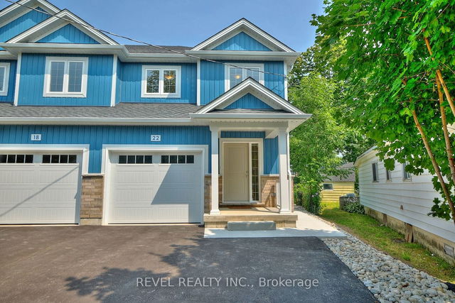 22 Queens Circle