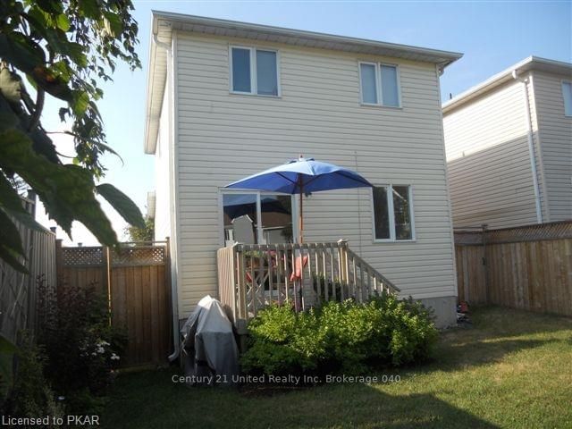 Listing Image 3