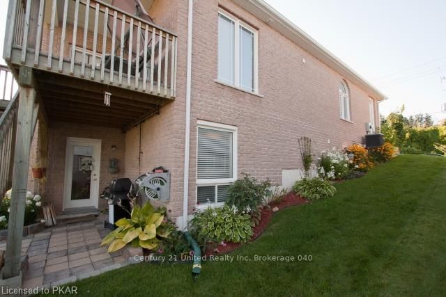 Listing Image 24