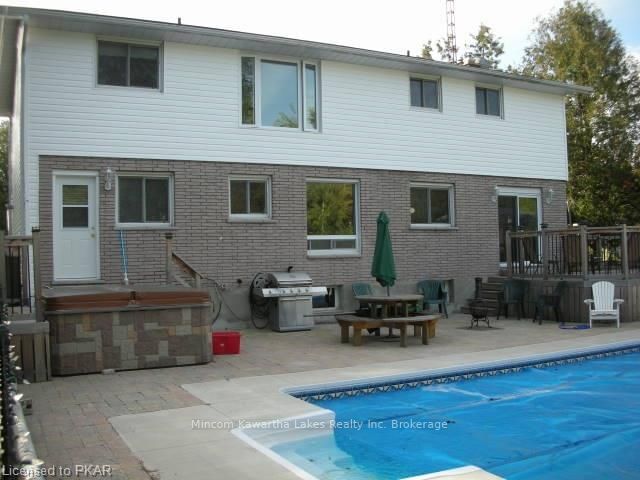 Listing Image 6