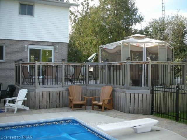 Listing Image 8