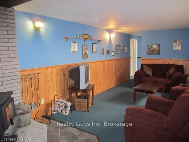 Listing Image 20