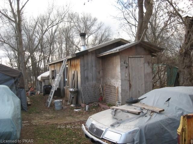 Listing Image 10