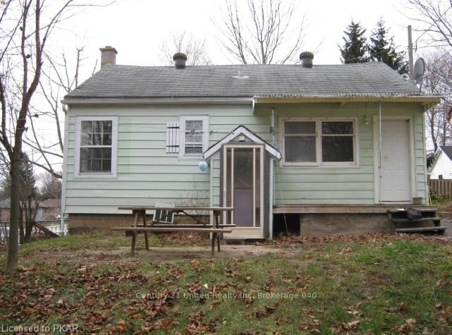 Listing photo 5