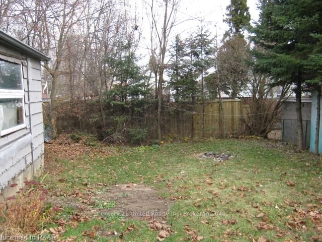 Listing Image 6