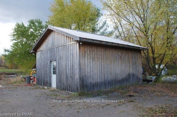 Listing Image 24