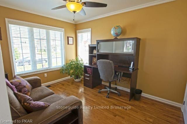 Listing Image 6