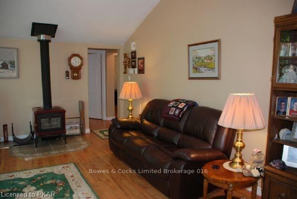 Listing Image 6
