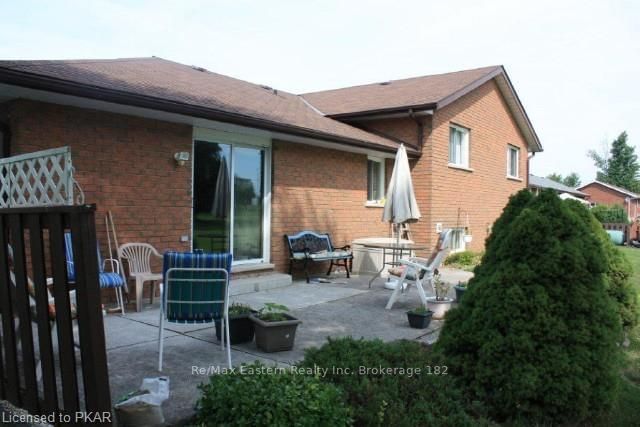 Listing Image 9