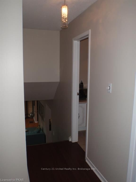 Listing Image 24