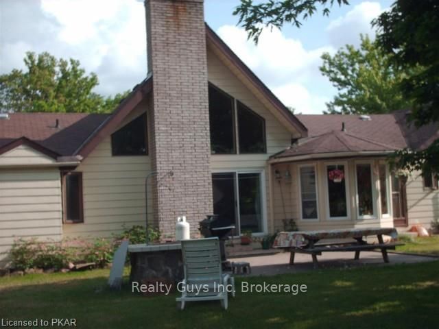 Listing Image 6