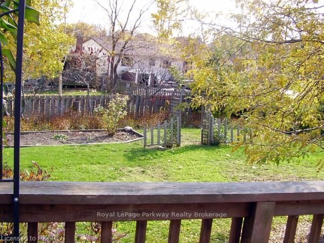 Listing Image 11