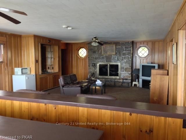 Listing Image 24