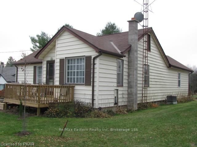 Listing Image 8