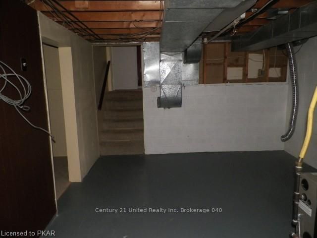Listing Image 16