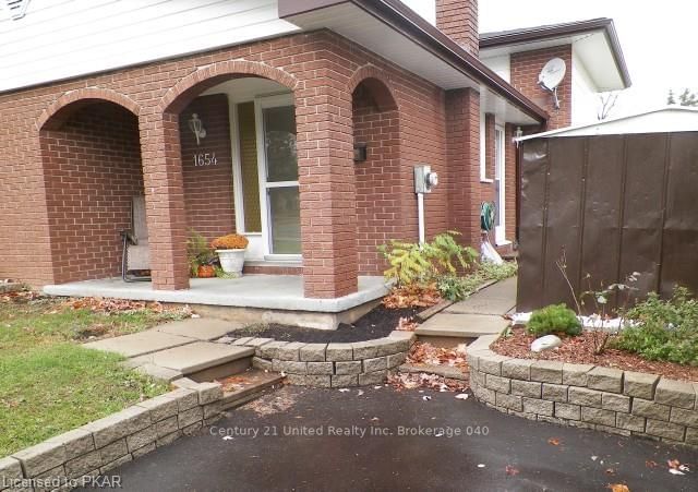 Listing Image 19