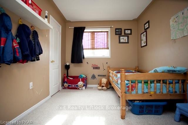 Listing Image 11