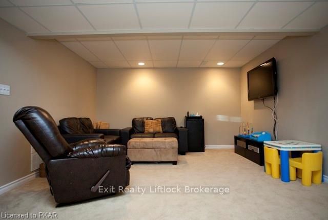 Listing Image 15