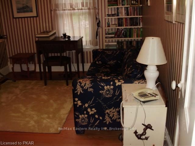 Listing Image 10