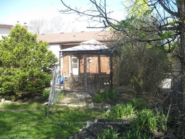 Listing Image 5
