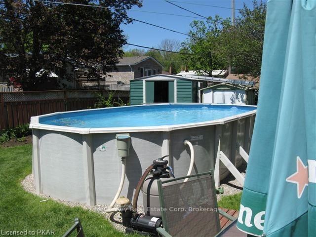Listing Image 10