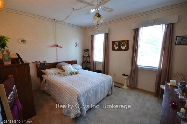Listing Image 19