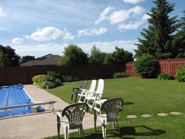 Listing Image 7