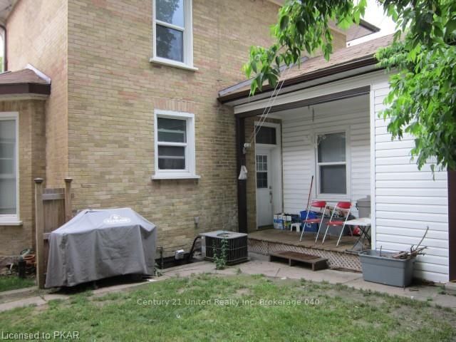Listing Image 8