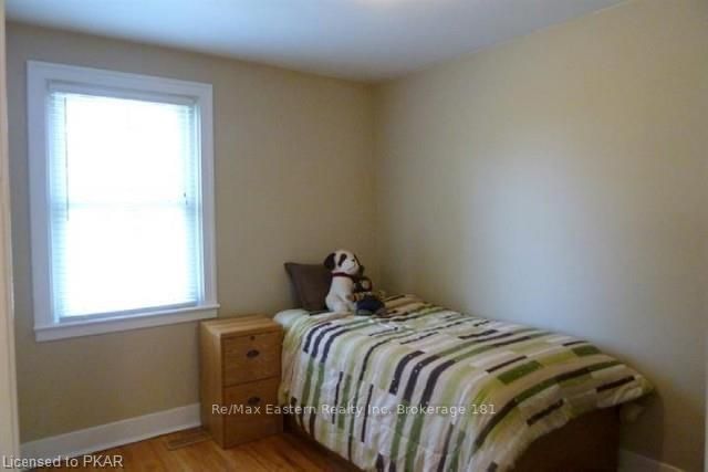 Listing Image 16