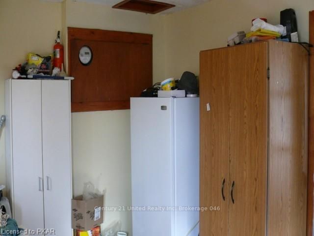 Listing Image 17