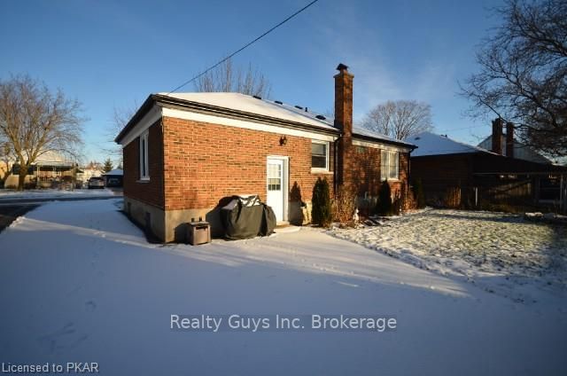 Listing Image 2