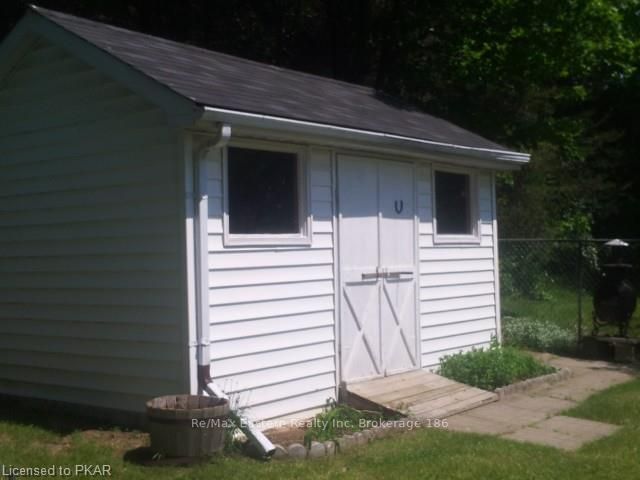 Listing Image 15