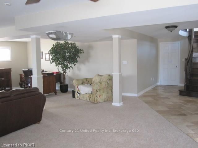 Listing Image 25