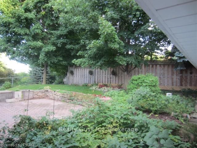 Listing Image 3