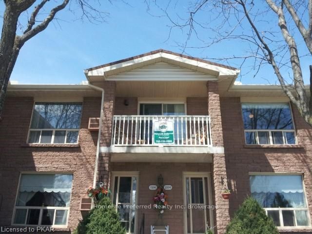 204 - 1110 Clonsilla Ave, Peterborough, K9J 5Y5 | Image 2