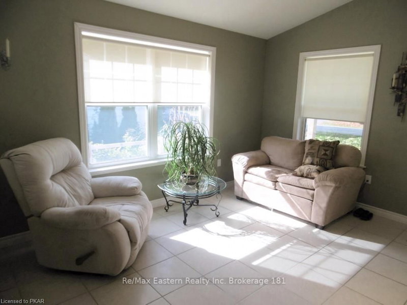 84 Nevin Ave, Peterborough, K9J 6E8 | Image 3