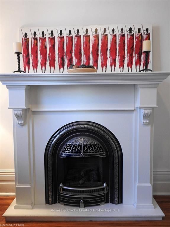 Listing Image 5