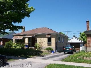 616 Crawford Dr, Peterborough, K9J 3W7 | Image 2