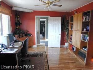 Listing Image 7