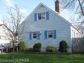Listing photo 2
