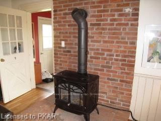 Listing Image 6