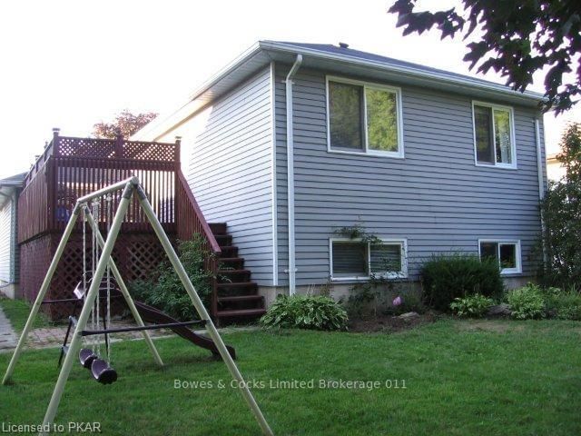 Listing Image 4
