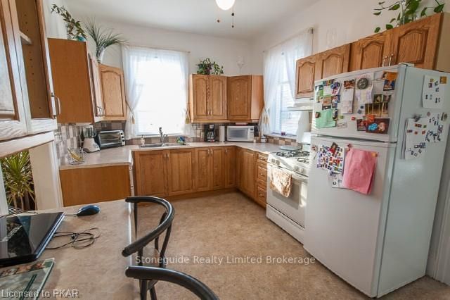Listing Image 5