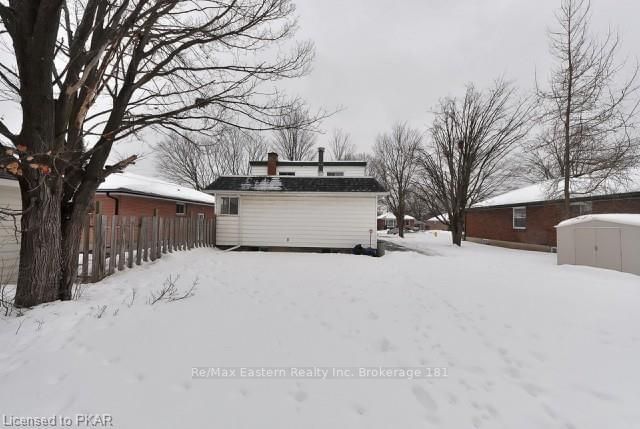 Listing Image 4