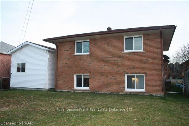 Listing Image 16