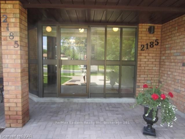 206 - 2185 Walker Ave, Peterborough, K9L 1T6 | Image 2