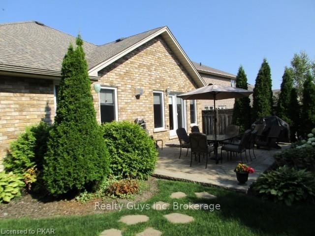 Listing Image 7
