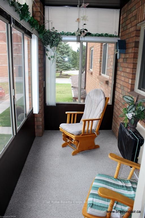 203 - 2185 Walker Ave, Peterborough, K9L 1T6 | Image 2