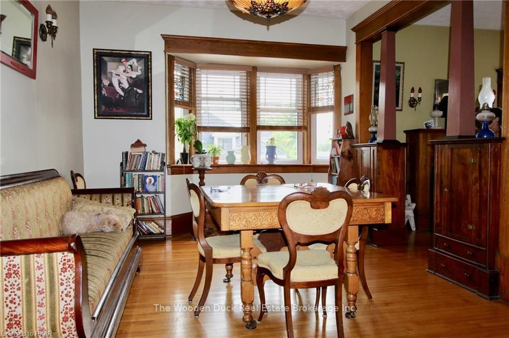Listing Image 7